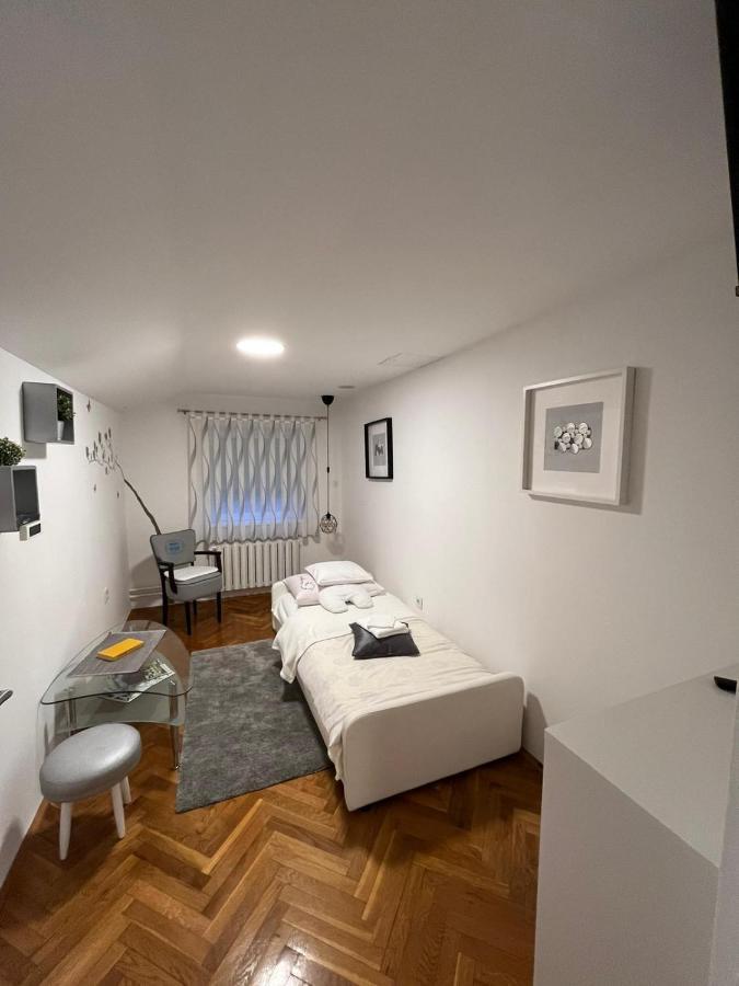 Krtak Biba Apartment *