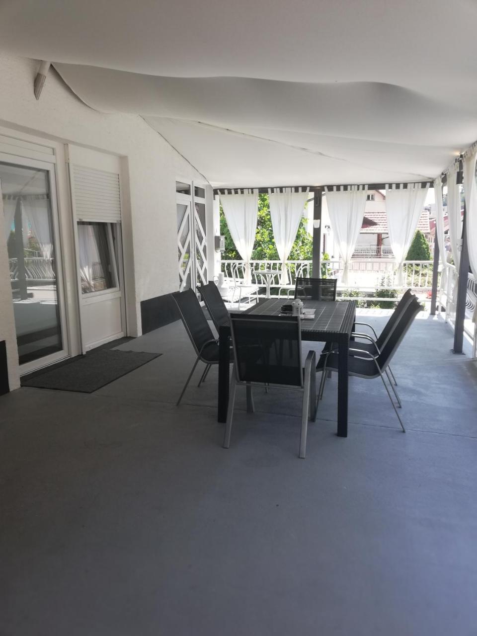 Krtak Biba Apartment